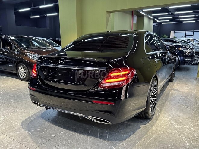 Mercedes E 350-16