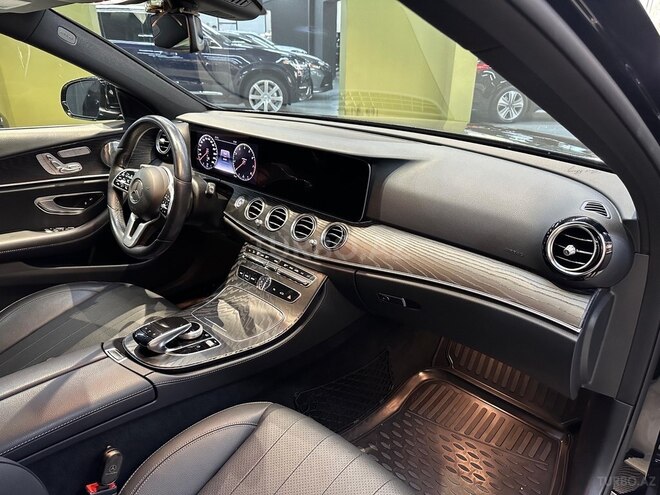 Mercedes E 350-9