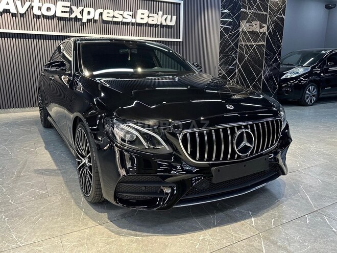 Mercedes E 350-22