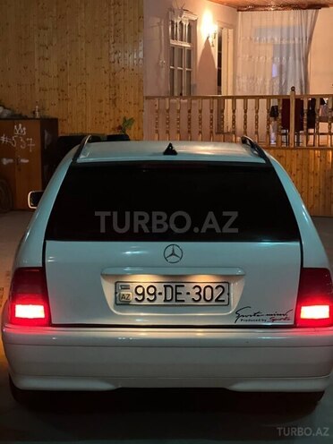 Mercedes C 280 2000, 300,000 km - 2.8 l - Göyçay
