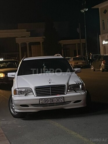 Mercedes C 280 2000, 300,000 km - 2.8 l - Göyçay