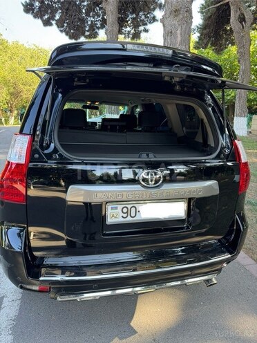 Toyota Land Cruiser Prado-6