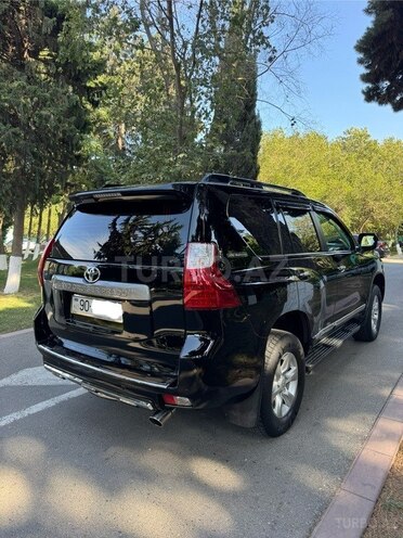 Toyota Land Cruiser Prado-21