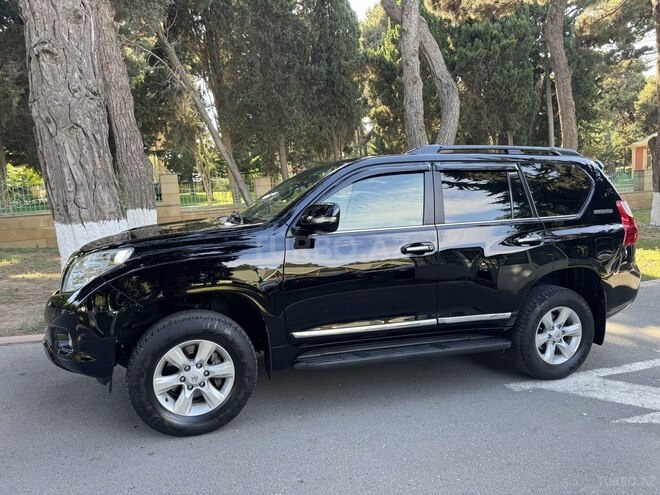 Toyota Land Cruiser Prado-19