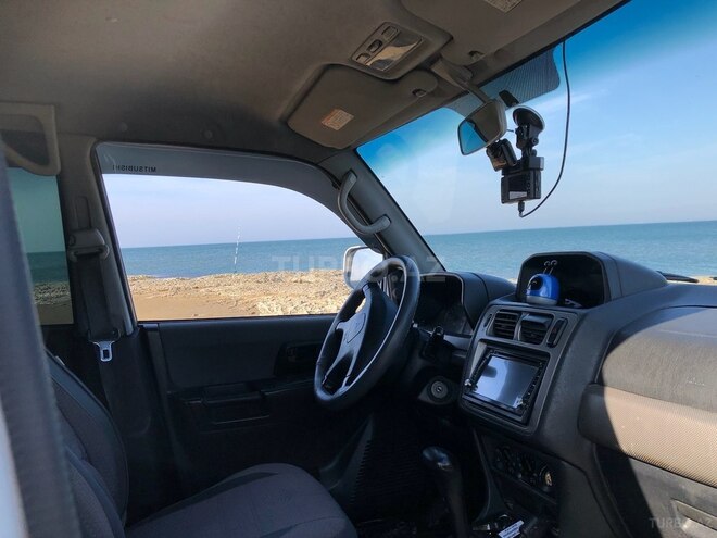 Mitsubishi Pajero io 1998, 300,000 km - 1.8 l - Bakı