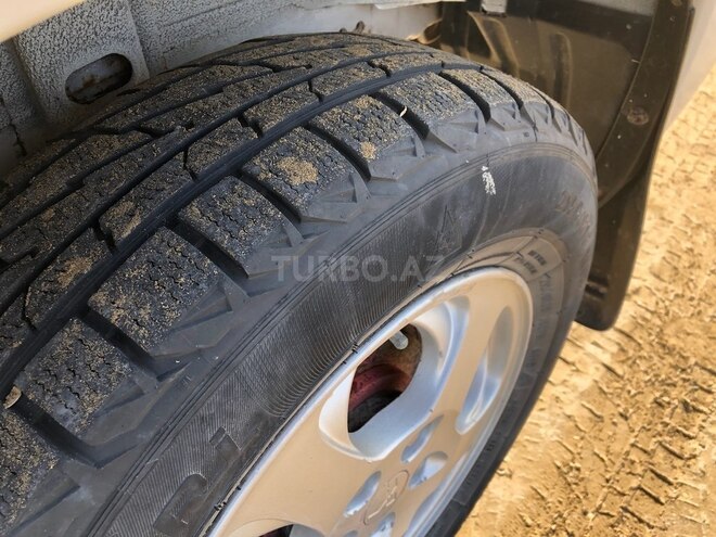 Mitsubishi Pajero io 1998, 300,000 km - 1.8 l - Bakı