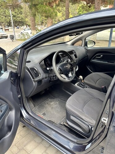 Kia Rio 2014, 220,000 km - 1.4 l - Sumqayıt