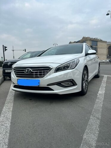 Hyundai Sonata-1