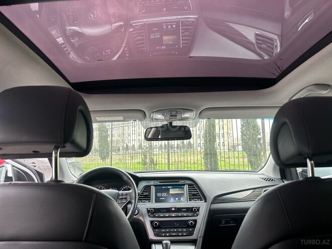 Hyundai Sonata-14