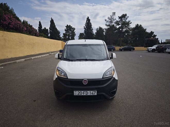 Fiat Doblo 2019, 268,000 km - 1.4 л - Gəncə