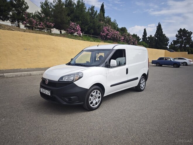 Fiat Doblo 2019, 268,000 km - 1.4 л - Gəncə