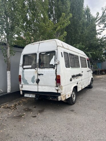Mercedes  1995, 250,000 km - 3.0 l - İmişli