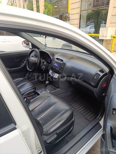 Hyundai Elantra 2009, 397,000 km - 2.0 l - Şirvan