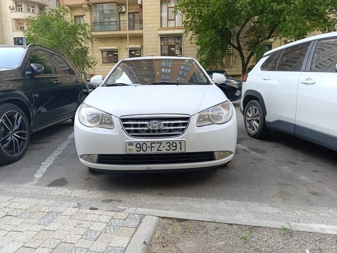 Hyundai Elantra 2009, 397,000 km - 2.0 l - Şirvan