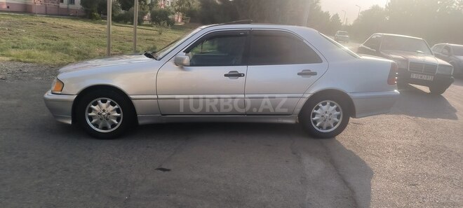 Mercedes C 230 2000, 453,000 km - 2.3 l - Mingəçevir