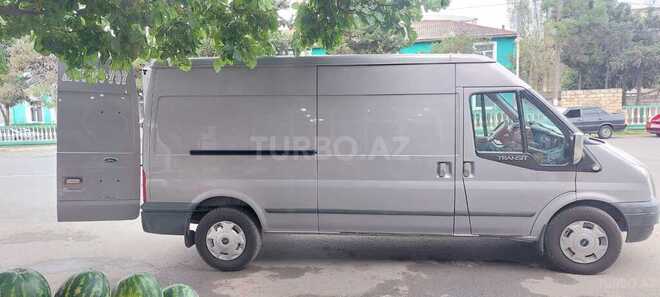 Ford Transit-2
