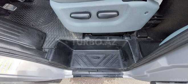 Ford Transit-14