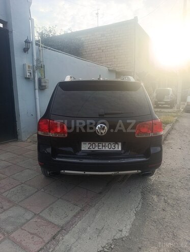Volkswagen Touareg-2