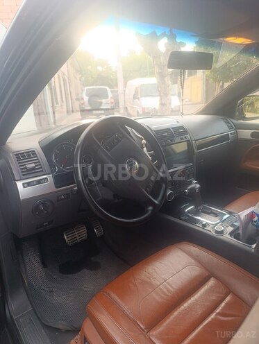 Volkswagen Touareg-5