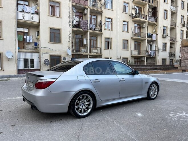 BMW 525 2004, 300,000 km - 2.5 l - Bakı