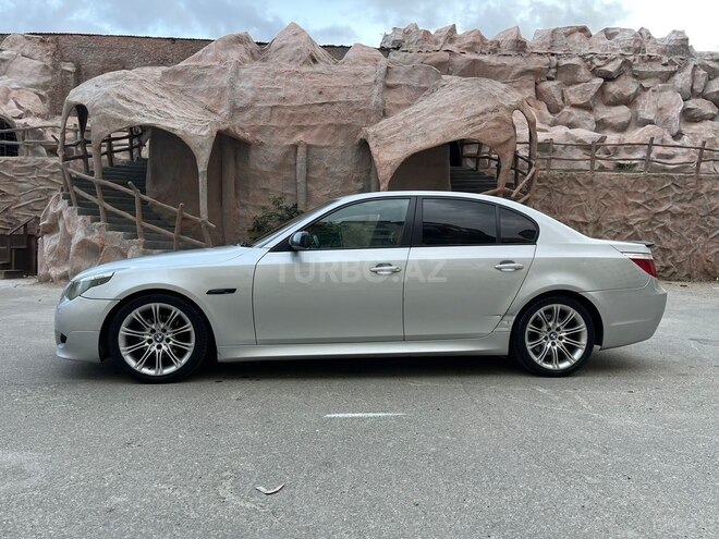 BMW 525 2004, 300,000 km - 2.5 l - Bakı