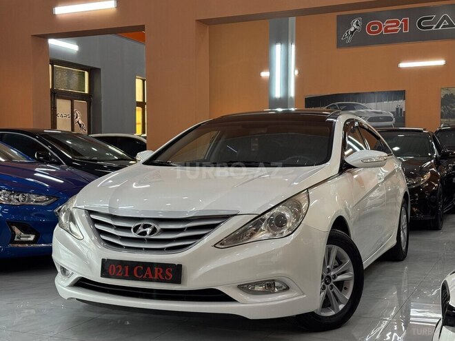 Hyundai Sonata-13