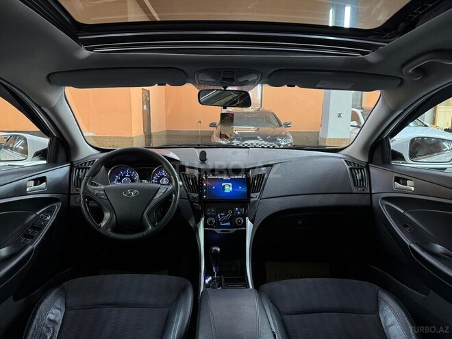 Hyundai Sonata-4