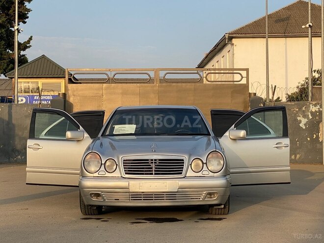 Mercedes E 230 1996, 450,000 km - 2.3 l - Astara