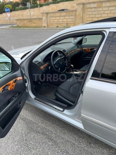 Mercedes E 240 2002, 357,037 km - 2.6 l - Bakı