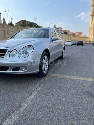 Mercedes E 240 2002, 357,037 km - 2.6 l - Bakı