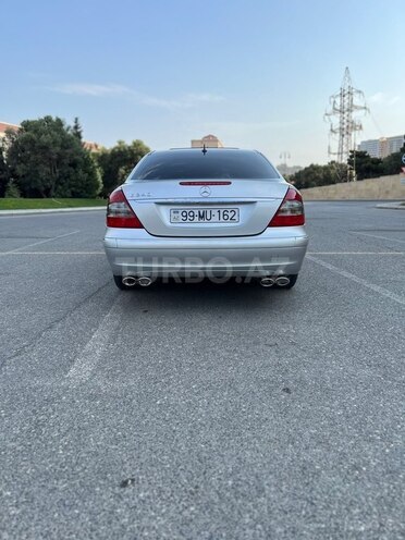 Mercedes E 240 2002, 357,037 km - 2.6 l - Bakı