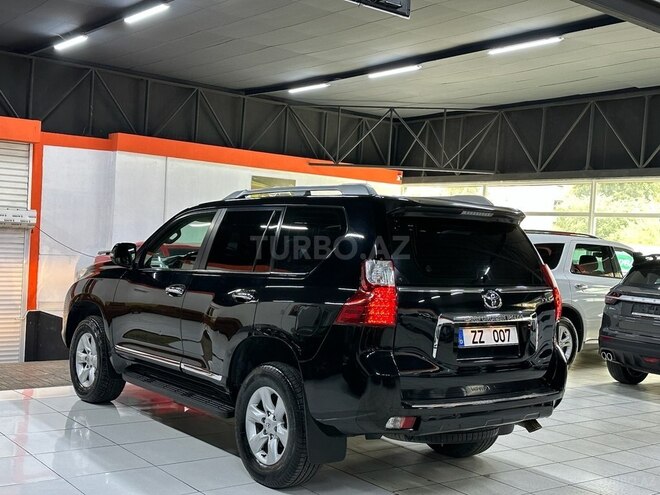 Toyota Land Cruiser Prado-7
