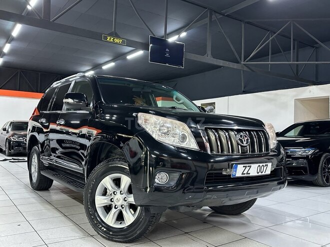 Toyota Land Cruiser Prado-4