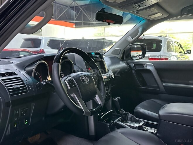 Toyota Land Cruiser Prado-20