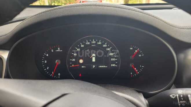 Kia Sorento-16