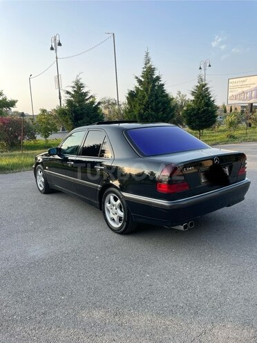 Mercedes C 240 1999, 272,000 km - 2.4 l - Sumqayıt