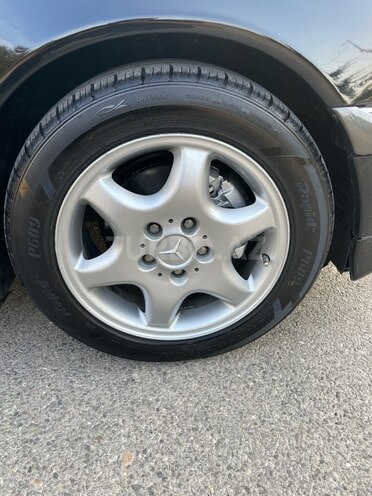 Mercedes C 240 1999, 272,000 km - 2.4 l - Sumqayıt