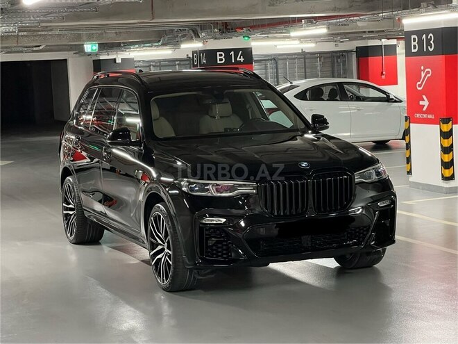 BMW X7-7