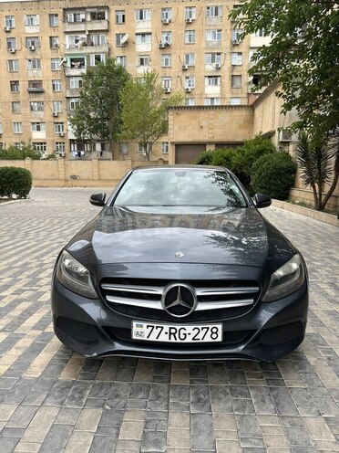 Mercedes C 300-1