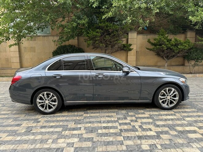 Mercedes C 300-7