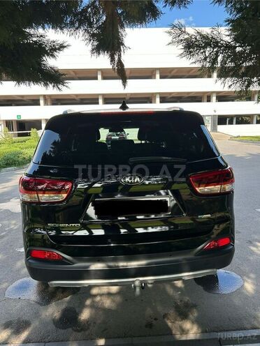 Kia Sorento-4