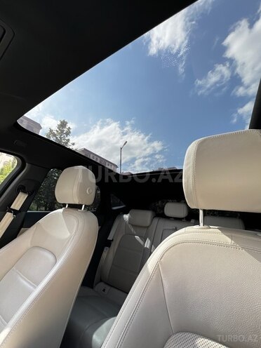 Jaguar E-Pace-13