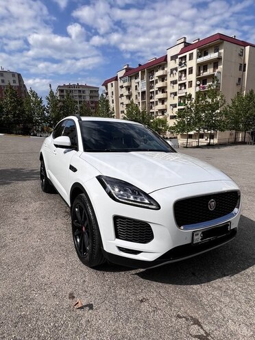 Jaguar E-Pace-4
