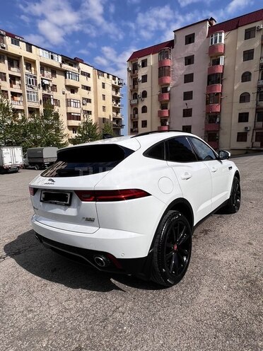 Jaguar E-Pace-2
