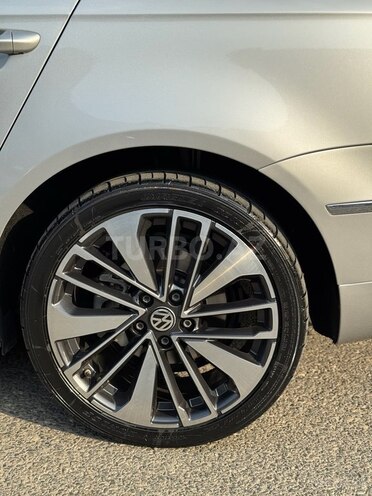 Volkswagen Passat 2009, 269,000 km - 2.0 l - Bakı