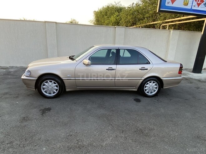Mercedes C 200 1999, 245,680 km - 2.0 l - Bakı