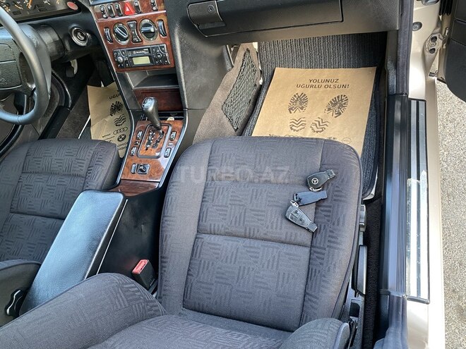 Mercedes C 200 1999, 245,680 km - 2.0 l - Bakı