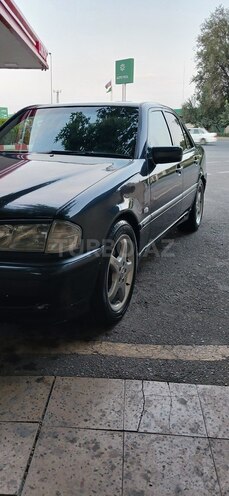 Mercedes C 220 d 2000, 296,000 km - 2.2 л - Bərdə