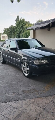 Mercedes C 220 d 2000, 296,000 km - 2.2 л - Bərdə