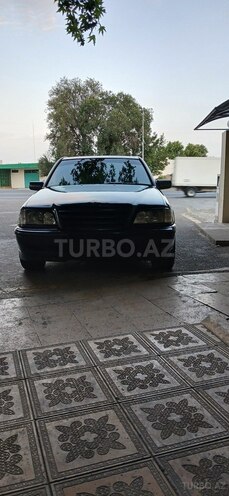 Mercedes C 220 d 2000, 296,000 km - 2.2 л - Bərdə